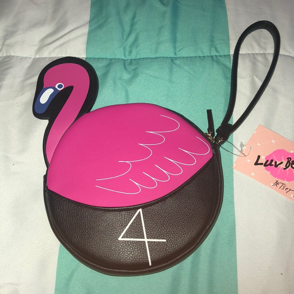 NWT Betsey Johnson Wristlet